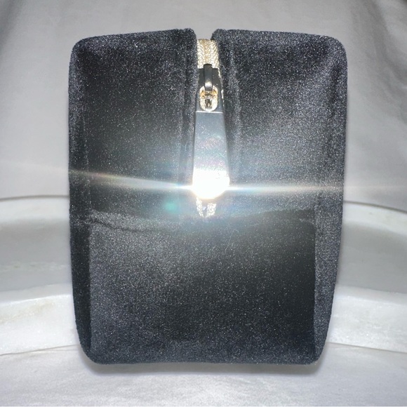 Dior Prestige Pouch Set - Picture 3 of 9